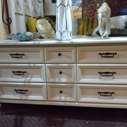 Gray Dresser W/Black Knobs And Handles