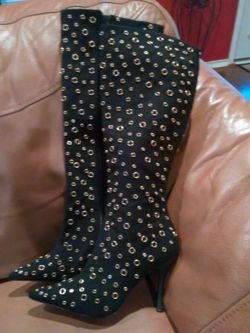 Ladies Black Boots