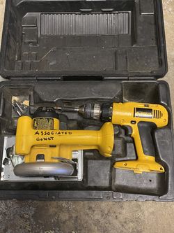 DeWalt Drill and Circular Saw Combo Kit