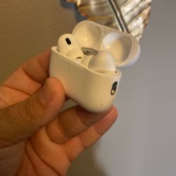 2nd Generation AirPods 