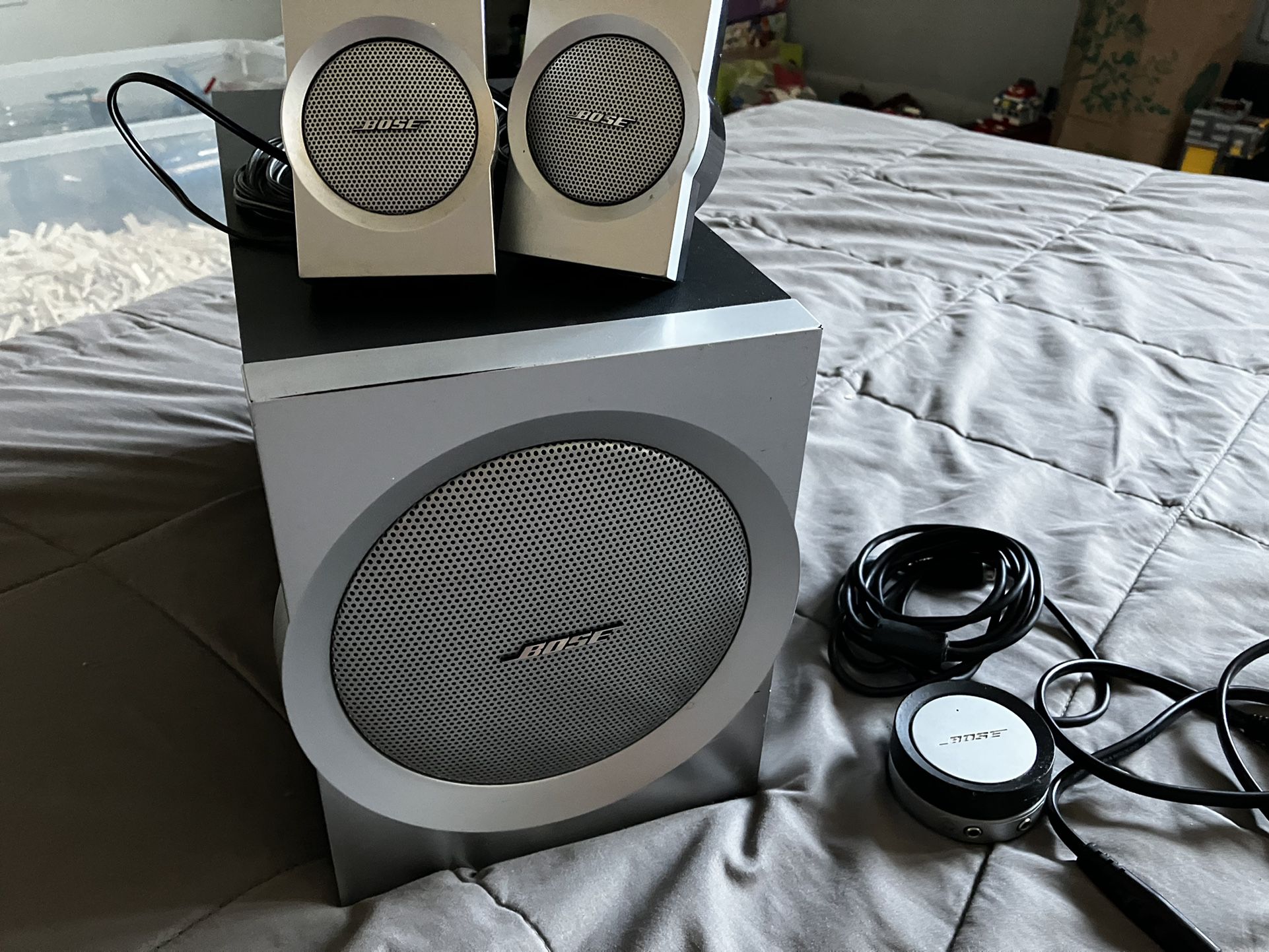 BOSE Companion 3 Series II - MultiMedia 2.1 Speaker System