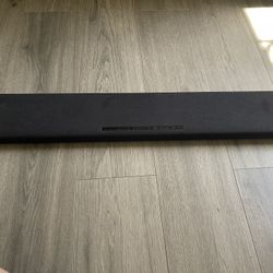 Yamaha Soundbar W/ Built in Subwoofer