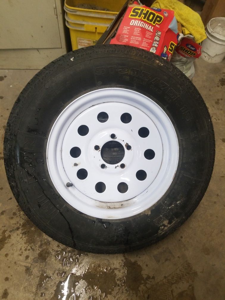 Trailer wheel and tire New !!