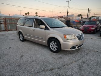 2013 Chrysler Town & Country