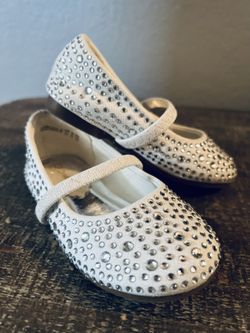 Toddler Size 6T White Dress Shoes