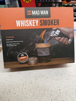 Mad Man Whiskey Smoker Kit – Torch, Wood Top & Flavor Chips