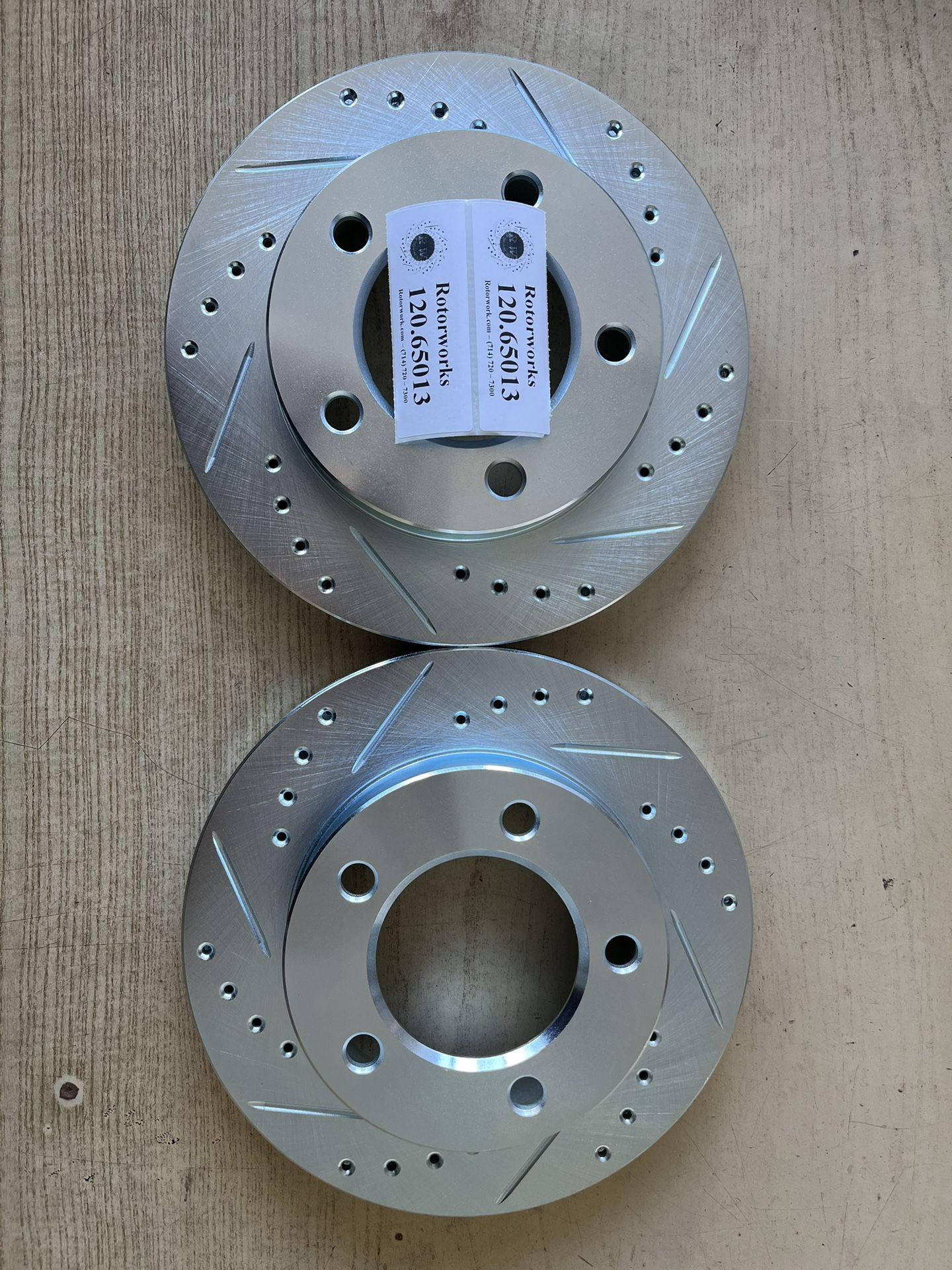 Ford F100 4WD 1976 Front Drill Slot Rotors Ceramic Brake Pads