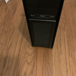 GAMING PC {read Details}