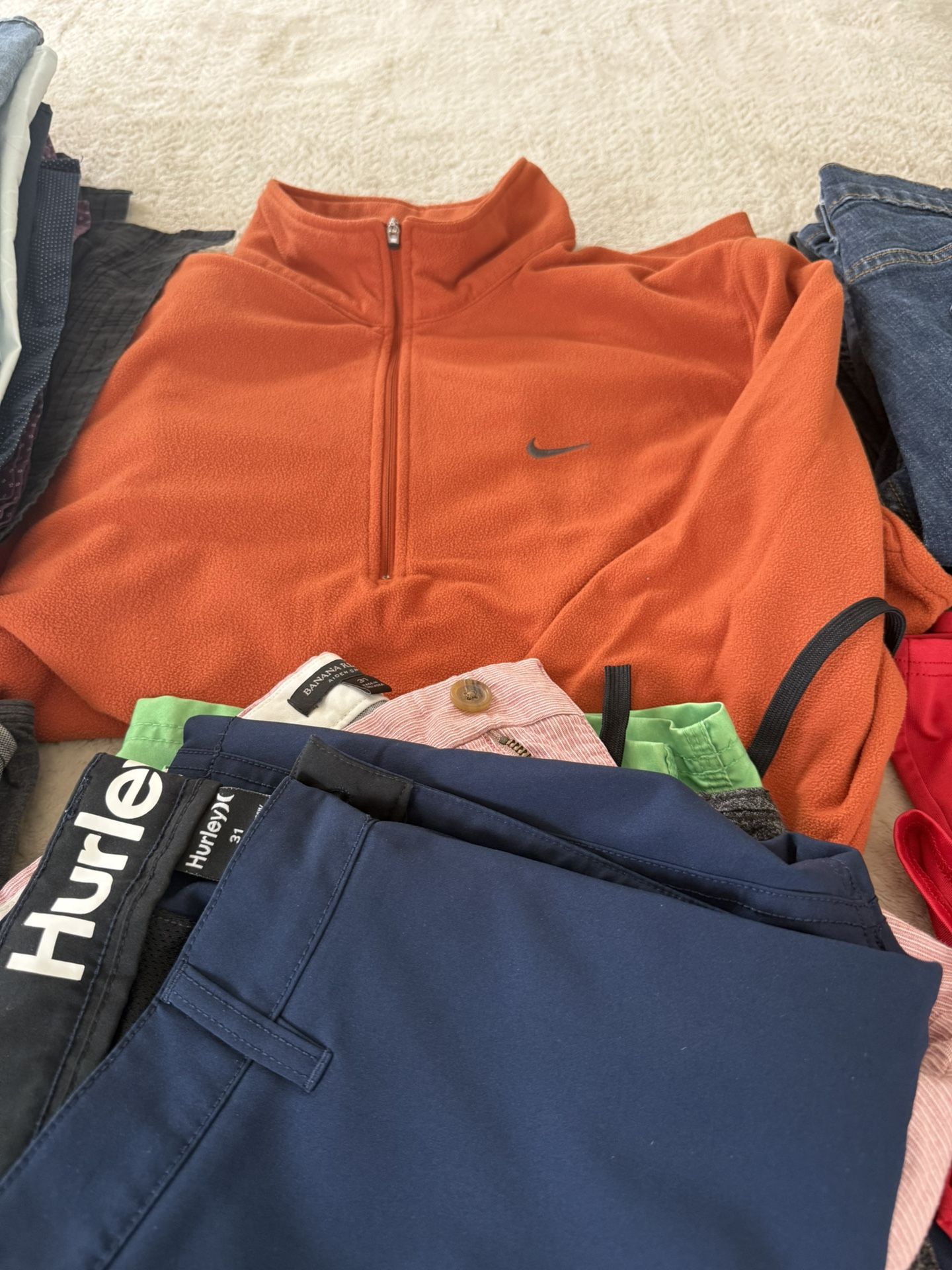 Men’s clothes (30 pieces)