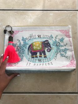 Elephant hand bag by brand papaya