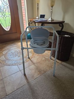 Portable  Toilet