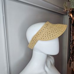 Beautiful Woven Straw Sun Visor Lightweight Womens Summer Hat Foldable Rollup