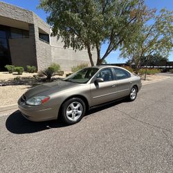 2003 Ford Taurus