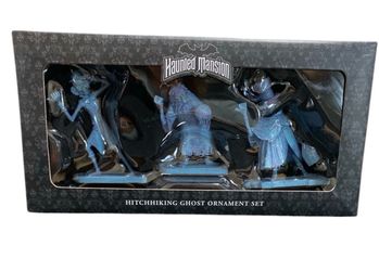 Disney Haunted Mansion Hitchhiking Ghost set