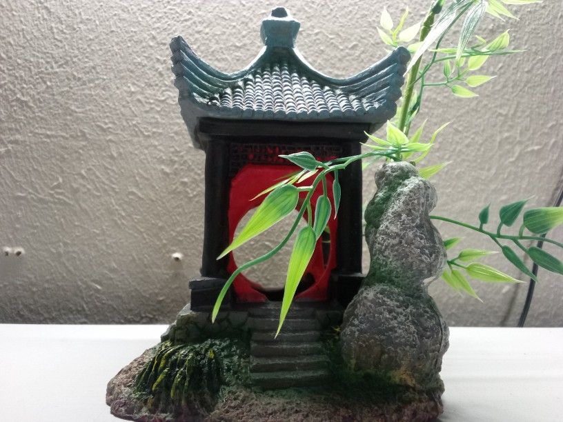 Fish Tank Decor