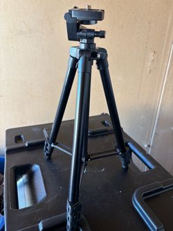 Expanding Tripod Camera Stand