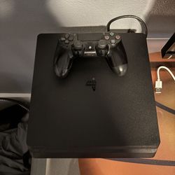 PS4 Slim 1TB