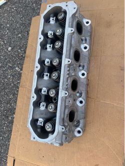 2015-2020 Cadillac Escalade,Chevrolet GM Gen V 6.2L 1two702six30 Single Cylinder Head in good condition 90 day warranty can deliver or meet