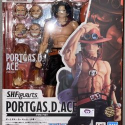 S.H. Figuarts One Piece Portgas D. Ace Fire Fist action figure Bandai Tamashii