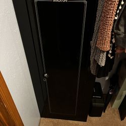 Metal Safe