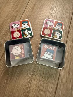 Charlie Brown and Olaf light with magnet