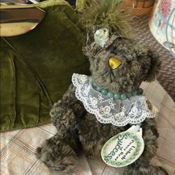 Pickford bears Lizbeth bear