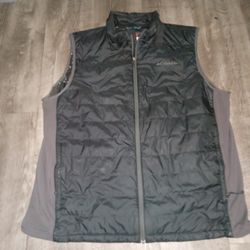 black Columbia vest size xxl