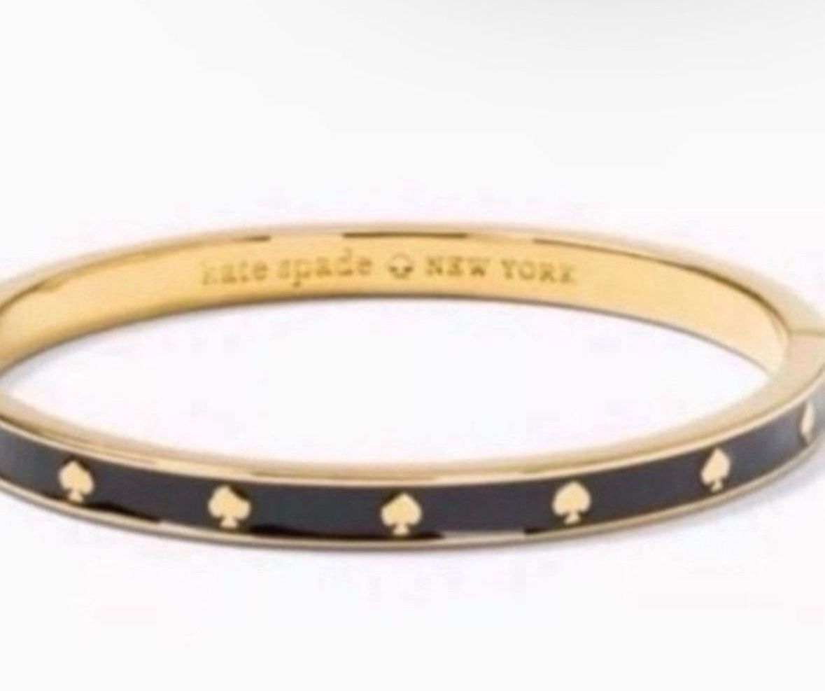 NEW KATE SPADE NEW YORK SPOT THE SPADE ENAMEL HINGED BANGLE