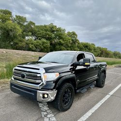 2017 Toyota Tundra