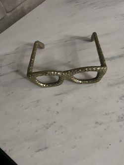 Metal Glasses Decor