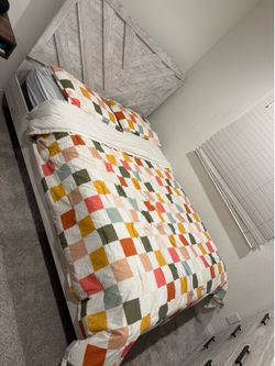 Queen bed