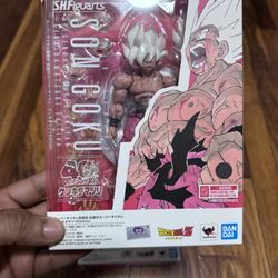 Dragon Ball Z Super Saiyan Son Goku Figure