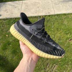 Yeezy 350 ‘Carbon’
