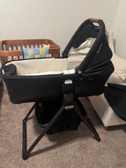 Nuna Mixx Bassinet