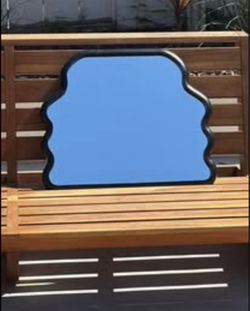 Curved Mirror