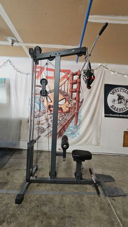 Lat Pull Down & Row Machine w/ attachments