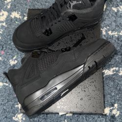 Jordan 4 Retro “Black Cat” (2025) Size 7Y