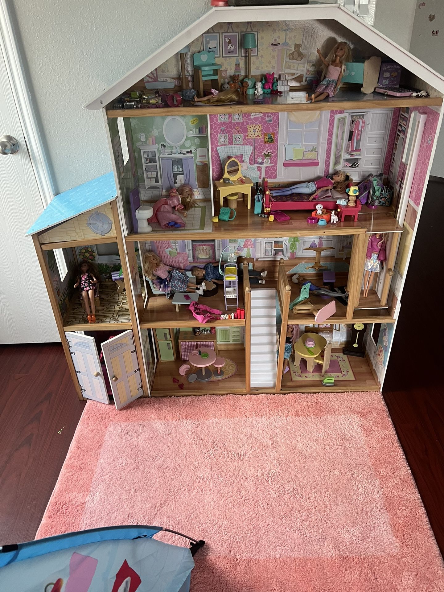 Doll House