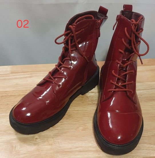 Wanted Red Boots, size 8 (02)