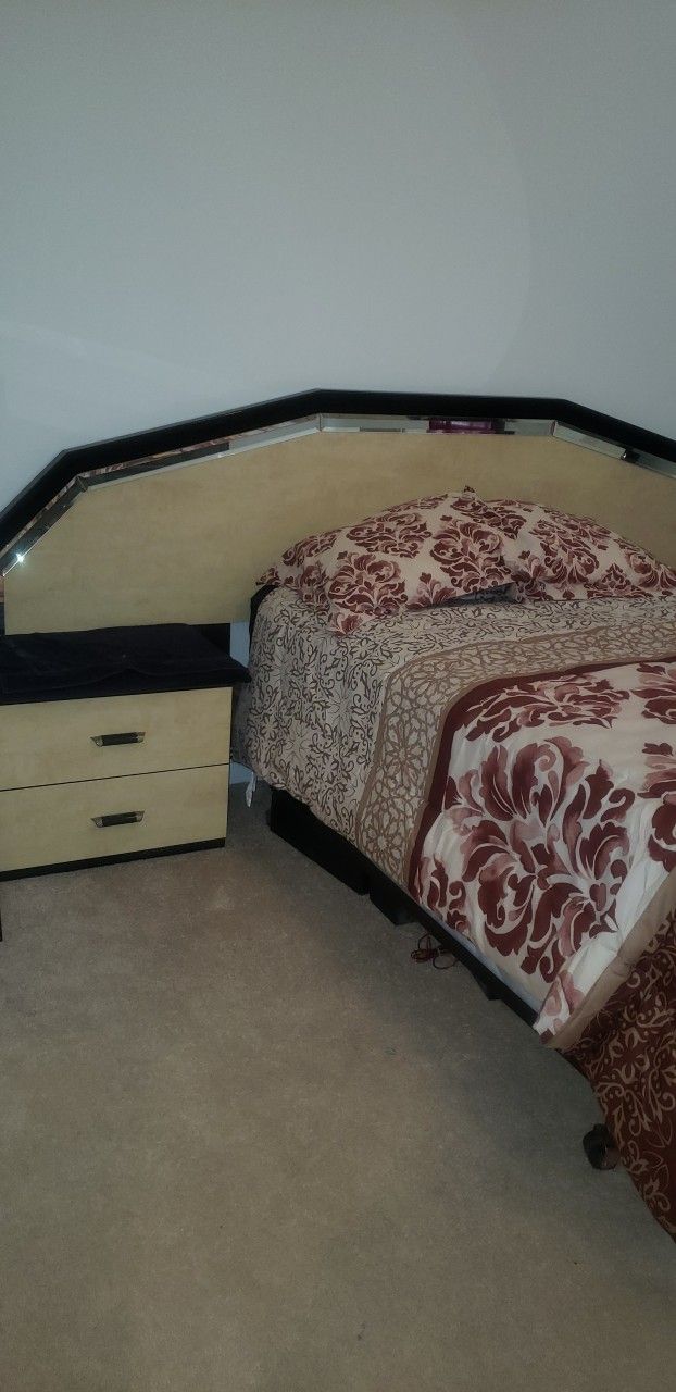Bedroom Set