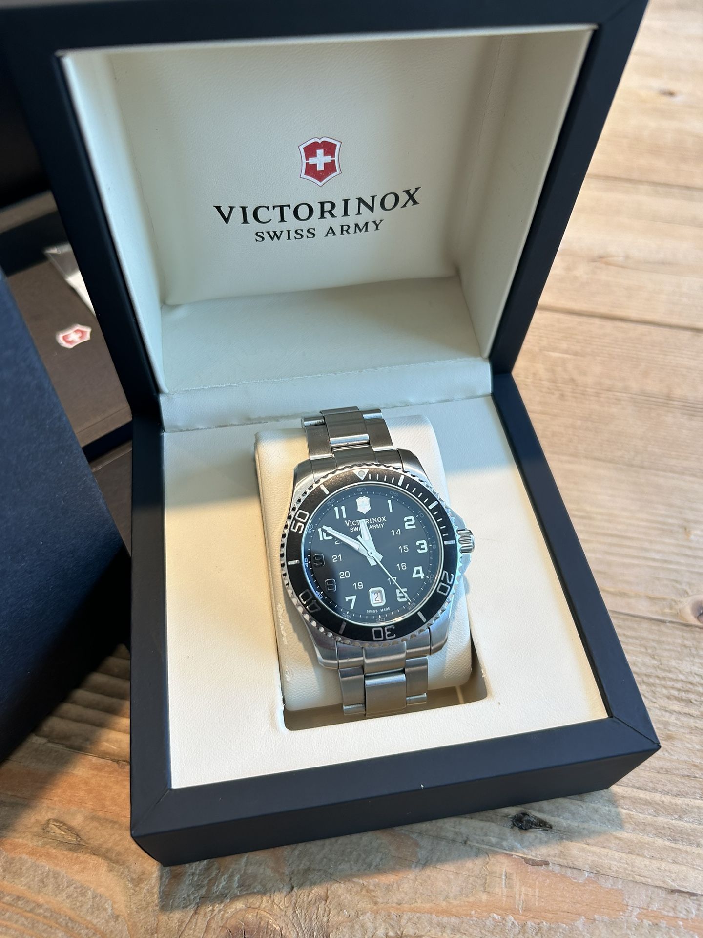 Victorinox Swiss Army, Maverick wrist watch