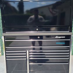 Snap On Toolbox With Hutch  Black and Chrome