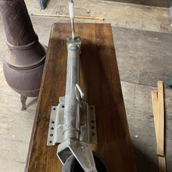 Bulldog Trailer Jack