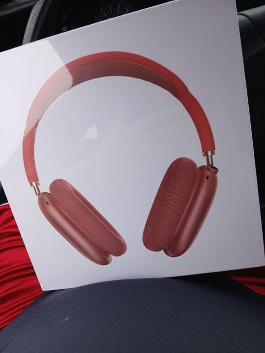 Red Apple Airmax Headphones 🎧