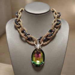 Women's Necklaces