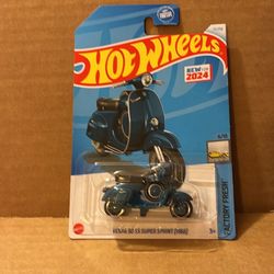 Hot Wheels Vespa 90 SS Super Sprint (Milwaukie,OR)