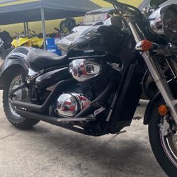 SUZUKI BOULEVARD C50