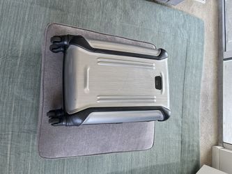 Tumi Carry On