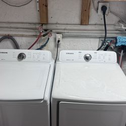 washer and dryer/ lavadora y secadora