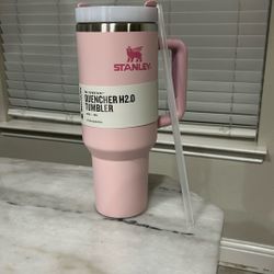 ‏Stanley Pink Tumbler